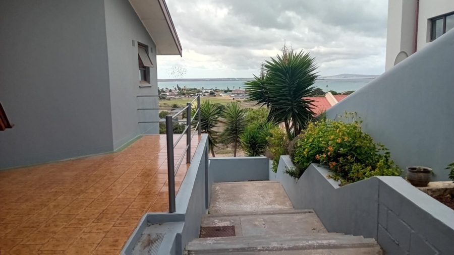 4 Bedroom Property for Sale in Saldanha Western Cape